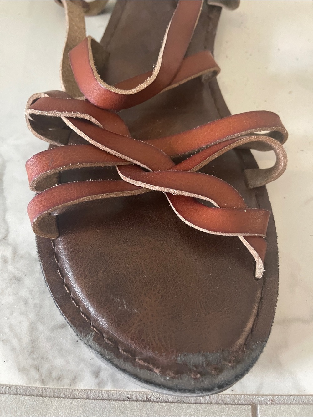 Time and Tru Brown Strappy Flat Sandals - Picture 4 of 5